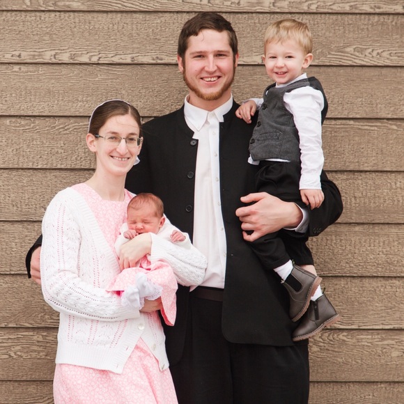 Meet your Posher, Missie - Picture 3 of 4